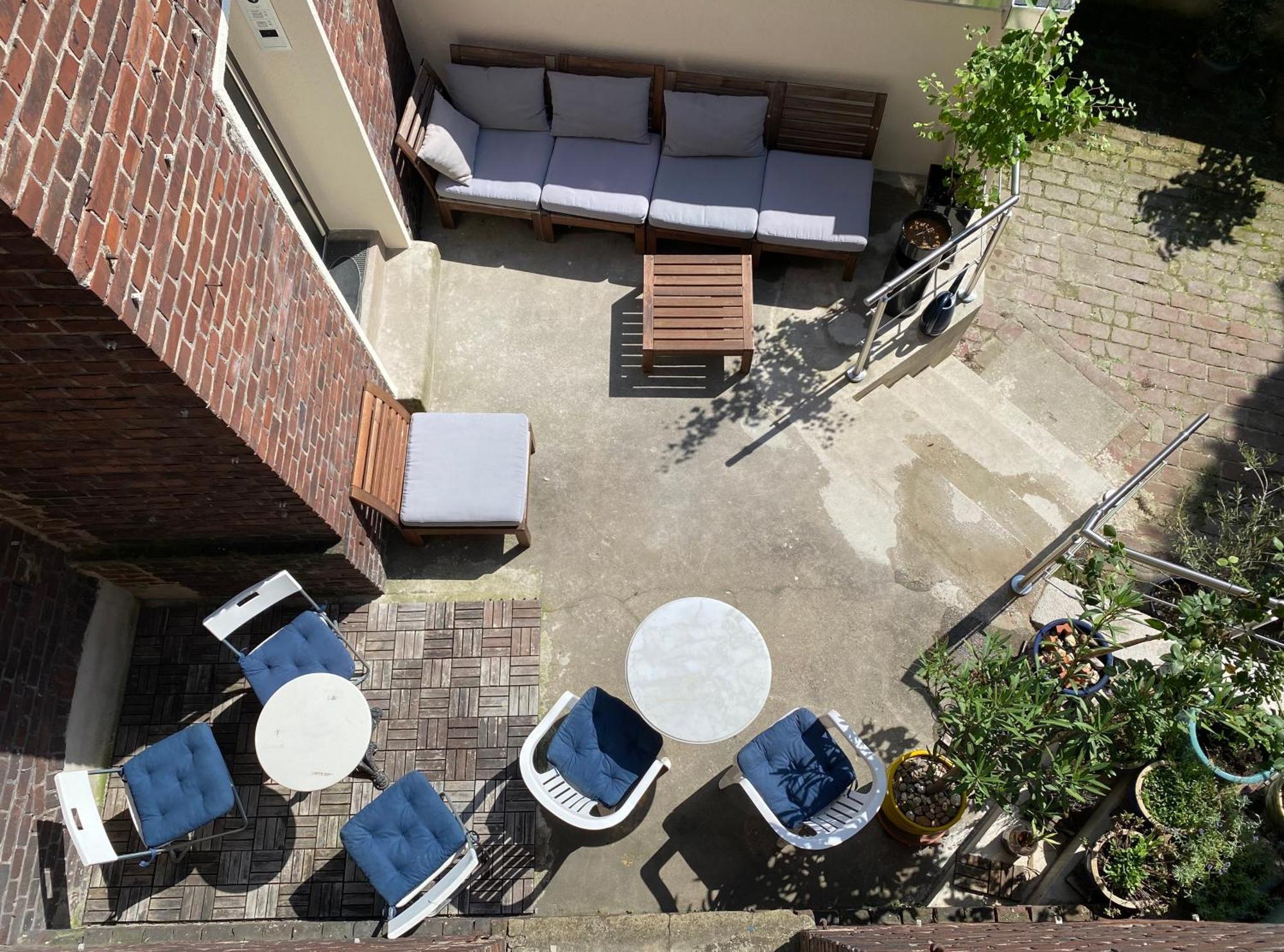 2 Rooms, Free Parking, 25 Min To Duesseldorf, 150 Mbps Wlan Duisburg Exterior photo